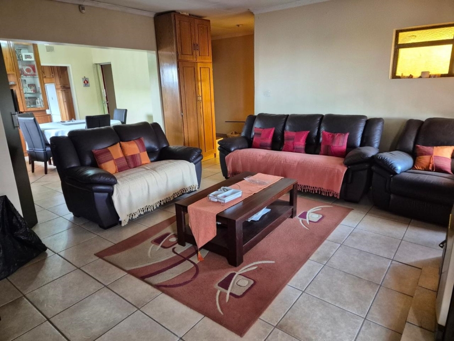 3 Bedroom Property for Sale in Manzil Park North West